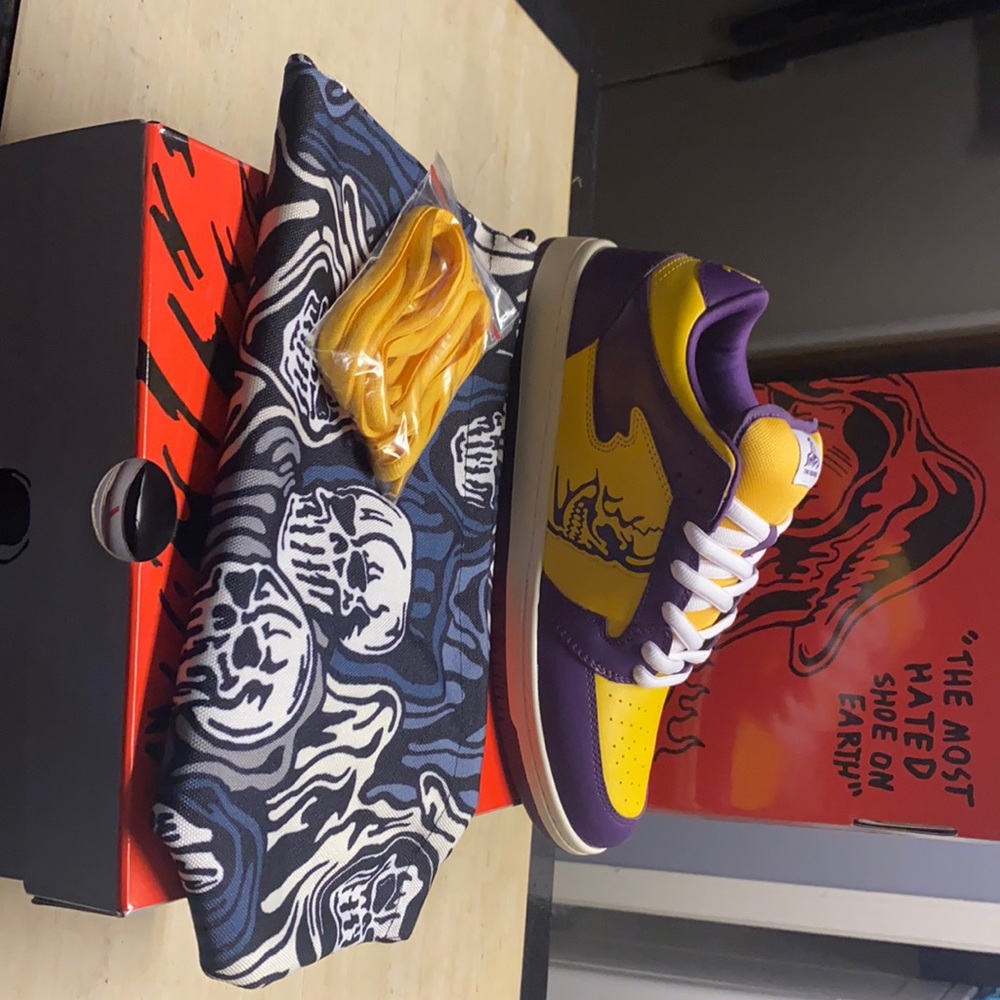 Warren Lotas : Reaper dunks LA colorway